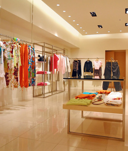 商业视觉的艺术 服装店摄影与正版商用图片的重要性