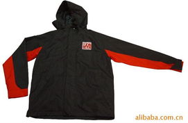 广州市欣兰服饰 精选男式大衣系列，打造型格冬日衣橱